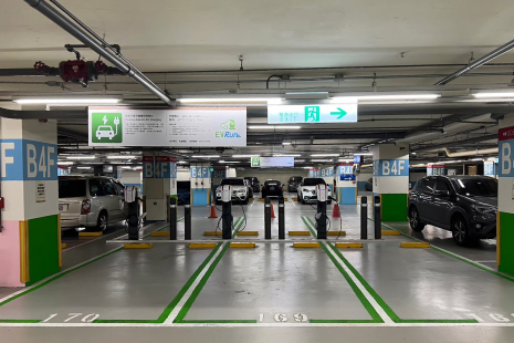 新光三越信義A4